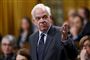 Efter 20 år i canadisk politik er John McCallum nu smidt på porten. Det skyldes hans udtalelser i sagen om en tilbageholdt kinesisk topchef. Billedet er fra en tale i parlamentet i Ottawa i 2016.