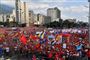 Tilhængere af Venezuelas præsident, Nicolas Maduro, er lørdag samlet i Caracas for at vise deres støtte til præsidenten og markere 20-året for, at Maduros forgænger, Hugo Chávez, kom til magten.