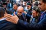 Afghanistans tidligere præsident Hamid Karzai ankommer til fredsmødet med Taliban i Moskva.