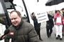 Se billederne: DF-profil mødt af oprørte borgere