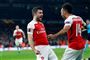 Arsenal-spillerne Sokratis Papastathopoulos og Pierre-Emerick Aubameyang kunne torsdag juble over videre avancement i Europa League. 
