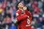 Javi Martínez (til højre) scorede kampens eneste mål i Bayern Münchens sejr lørdag.