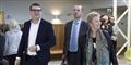 Beskæftigelsesminister Troels Lund Poulsen (V), administrerende direktør Jacob Holbraad fra DA og FH-formand Lizette Risgaard var med til at stå fadder til integrationsuddannelsen, der nu er forlænget.