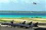 Amerikanske B-18 bombefly på basen Diego Garcia på Chargosøerne. Det er herfra, at mange amerikanske flyangreb mod Afghanistan er blevet gennemført. Øgruppen er under britisk overherredømme, men måske ikke længe endnu efter domstols afgørelse.