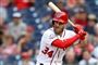 Bryce Harper for sin nu tidligere klub Washington Nationals.