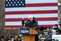 Bernie Sanders holdt lørdag sit første vælgermøde. Det skete i New York-bydelen Brooklyn, hvor han er født.