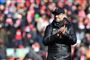 Liverpool er et enkelt point efter Manchester City i toppen af Premier League med otte kampe tilbage.