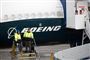 Arbejde ved et Boeing 737 MAX 9-fly. I USA kan Boeing 737 MAX-flyene fortsat flyve, mens flytypen i Europa har fået nedlagt flyveforbud.