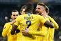 Olivier Giroud scorede tre af Chelseas mål, da Dynamo Kiev blev slået klart.