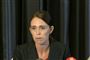 New Zealands premierminister Jacinda Ardern holdt kort efter de første meldinger om angrebet et kort pressemøde, hvor hun informerede om angrebet.