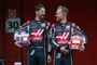 Kevin Magnussen og Romain Grosjean på Haas-holdet får selskab af 18 andre kørere i dette års Formel 1.