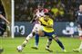 Både AaB og Brøndby kæmper søndag for at sikre en plads i mesterskabsslutspillet.
