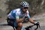 Alexey Lutsenko måtte igennem lidt af hvert lørdag, inden han kunne sikre sig en etapesejr i Tirreno-Adriatico.