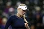 Caroline Wozniacki spillede sig videre fra anden runde i Miami Open med sejr over hviderussisk modstander.