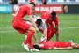 Selv om Fabian Schär mistede bevidstheden efter en duel med en georgisk spiller, fuldførte han kampen.