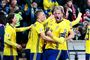 Sverige vendte kampen helt på hovedet, da de kom foran 3-2 efter at have været bagud med 0-2. Kampen endte dog alligevel uafgjort, 3-3.