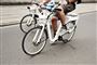 En elcykel med frontmotor accelerer hurtigere end en almindelig cykel. Derfor bør ældre i stedet vælge en med centermotor, som giver kraft efter, hvor meget man selv træder. (Arkivfoto)