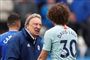 Cardiff-manager Neil Warnock fortæller Chelsea-stopperen David Luiz sin mening efter søndagens Premier League-kamp.