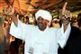 Den militært uddannede Omar al-Bashir tog magten i Sudan ved et islamistisk-støttet statskup mod den demokratisk valgte regering i 1989. Torsdag blev han tvunget til at gå af efter 30 år i spidsen for et brutalt regime.