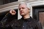 Wikileaks-stifter Julian Assange er blevet anholdt af britisk politi og er flyttet fra Ecuadors ambassade. Det meddeler den britiske indenrigsminister, Sajid Javid.