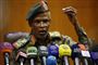 General Omar Zain al-Abideen fra Sudans nye militærråd har fredag holdt pressekonference, efter at Omar al-Bashir torsdag blev afsat.