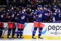 Columbus Blue Jackets' danske højrewing, Oliver Bjorkstrand, (i midten) fejrer sit mål til 2-0 i 3-1-sejren over Tampa bay Lightning natten til mandag.