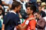 Daniil Medvedev (til venstre) var fredag en for stor mundfuld for Novak Djokovic i Monte Carlo.