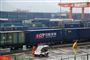 Containere på China Railway Express på station i havnebyen Chongqing, hvor silkvejsruten til Duisburg i Tyskland begynder. Silkevejsprojekt er en langsigtet plan om blandt andet at genoprette Silkevejen mellem Kina og Europa via kæmpemæssige investeringer i jernbaner, havne, veje og anden infrastruktur.