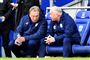Træner Neil Warnock måtte lørdag acceptere, at Cardiff rykker ud af Premier League efter et nederlag hjemme til Crystal Palace.