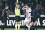 Rasmus Würtz har den kedelige rekord for flest gule kort i Superligaen. 101 gange er han indtil videre røget i dommerens bog. Til gengæld står han blot noteret for to udvisninger.
