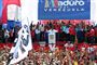 Hundredvis af Maduro-støtter var mandag mødt op til et vælgermøde i Venezuelas hovestad, Caracas.