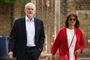 Lederen af oppositionspartiet Labour, Jeremy Corbyn, på vej til stemmelokalet tordsag for at afgive sin stemme til valget til Europa-Parlamentet. I Storbritannien bliver valget til Europa-Parlamentet opfattet som en form for folkeafstemning om både brexit og om tilliden til premierminister Theresa May.