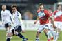 Helsingørs Patrick Olsen (th.) ses her i en superligakamp mod AGF. I den sæson rykkede holdet ned, og det gjorde det igen i denne sæson.