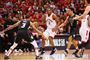 Toronto Raptors' forward Kawhi Leonard (nr. 2) lavede 27 point i sejren over Milwaukee Bucks.