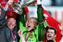 Peter Schmeichel er ikke sikker på, at det var klogt at forlade Manchester United i sommeren 1999, siger han i en ny bog.