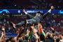 Lørdag aften kunne Jürgen Klopp endelig fejre sit holds triumf i en Champions League-finale. I 2018 måtte Liverpool se sig slået i finalen af Real Madrid.