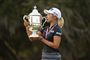 Den 23-årige sydkoreaner Lee Joeng-eun vinder en historisk stor pengepræmie ved golfturneringen US Women's Open i Charleston, USA.