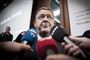 Statsminister Lars Løkke Rasmussen vil gå efter at få en regering hen over midten efter folketingsvalget onsdag.