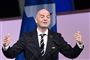 Fifa-præsident Gianni Infantino holdt en tale på kongressen i Paris, hvor han uden modkandidater blev genvalgt for en periode på yderligere fire år.