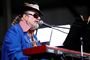 Den amerikanske blues-legende Dr. John er død. Han døde torsdag af et hjerteanfald. Billedet her er fra hans optræden på New Orleans Jazz and Heritage Festival i New Orleans, Louisiana, i april 2013.