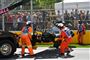 Haas-mekanikerne kommer på overarbejde for at få Kevin Magnussens racer klar til søndagens løb efter den voldsomme afkørsel i kvalifikationen lørdag.