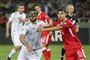 Iført en ansigtsbeskytter Gia Grigalava lignede til forveksling Zorro, da Georgien fredag spillede mod Gibraltar og vandt 3-0.