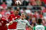 Henrik Dalsgaard ses her i en duel med Irlnds James McClean i fredagens EM-kvalifikationskamp.