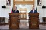 Irans udenrigsminister, Mohammad Javad Zarif (til højre), og hans tyske kollega, Heiko Mass, holdt mandag et fælles pressemøde, efter de to havde mødtes og drøftet atomaftalen.