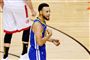 Golden State Warriors vandt over Toronto Raptors anført af guard Stephen Curry med sine 31 point.
