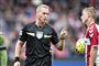 Jakob Kehlet håber, at Superligaen fra sæsonen 2020/21 indfører VAR, da det ellers vil være svært for danske dommere at få lov til at dømme i Champions League. Arkivfoto.