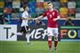 Danmarks Jacob Bruun Larsen ærgrer sig ved en af de tyske scoringer i mandagens nederlag på 1-3.