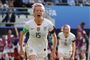 Fodboldkvinderne fra USA forsøger at genvinde verdensmesterskabet i øjeblikket. Fredag spiller USA kvartfinale mod Frankrig.