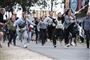 Traditionen tro løb festivalgæsterne om kap ind på pladsen, da Roskilde Festival åbnede festivalpladsen onsdag klokken 17.