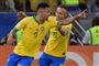 Gabriel Jesus (til venstre) scorede og lagde op til et mål, da Brasilien søndag slog Peru med 3-1 i finalen i Copa America. Med 20 minutter tilbage blev han udvist.
